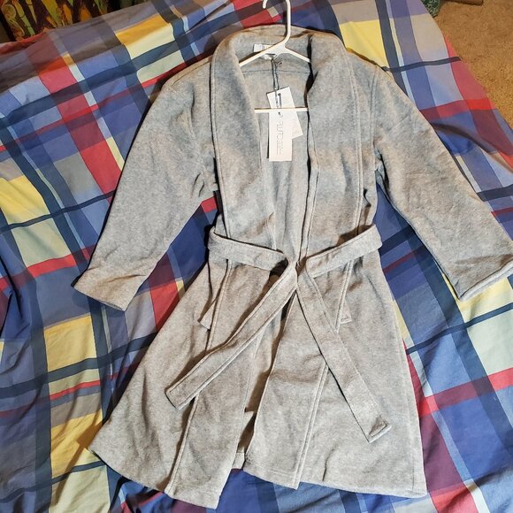 NWT Pluto Women’s Elena Gray Short Robe Sleepwear Winter Size US Medium, EU 40 - Picture 2 of 13